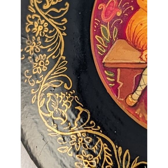 Vtge Russian Folk Art Hand Painted Lovers Lacquer Pin Brooch Signed Artist - Picture 5 of 8